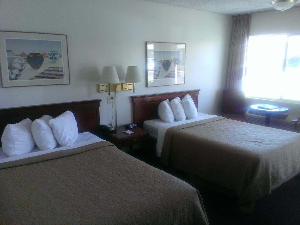 Rodeway Inn Kingman Route 66 Екстериор снимка