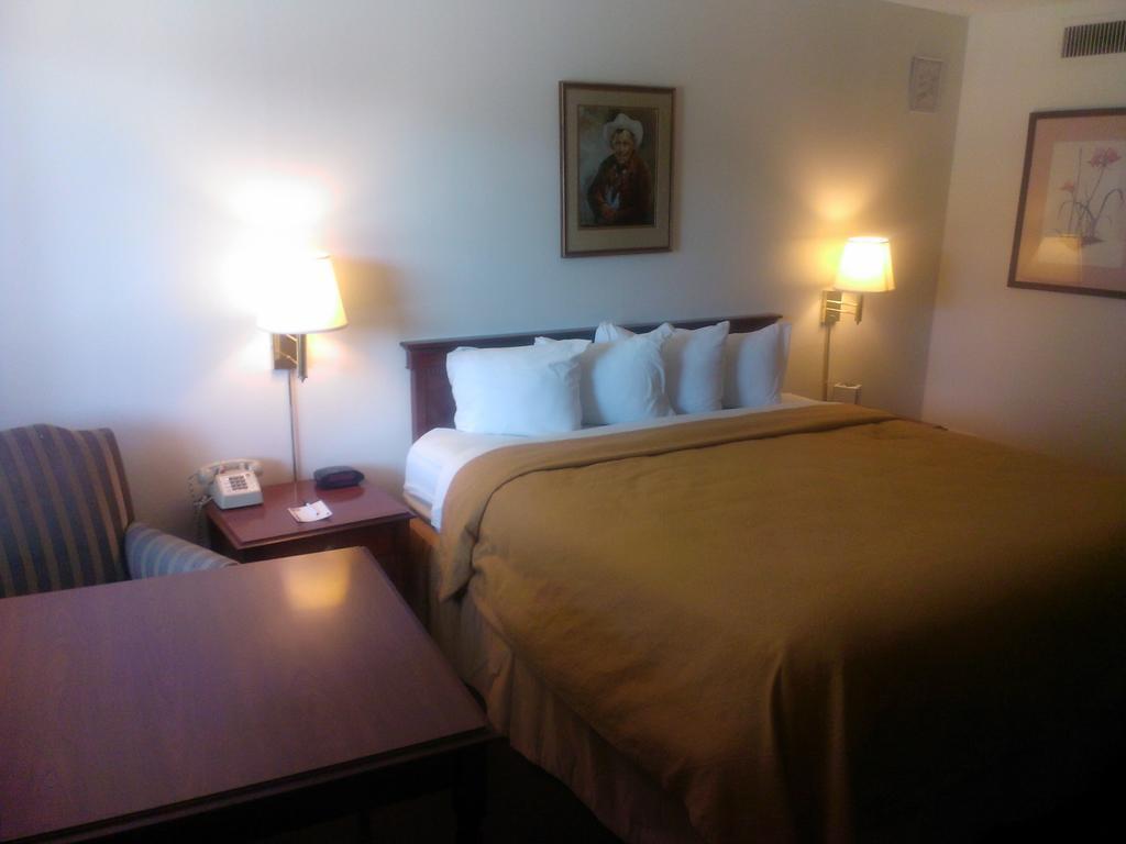 Rodeway Inn Kingman Route 66 Екстериор снимка
